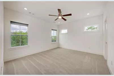 1000 Taulbee Lane #B, Austin, TX 78757 - Photo 4