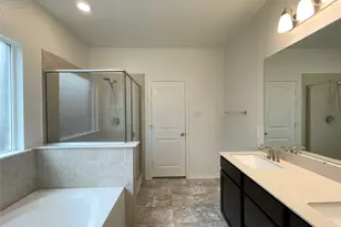 168 Crimson Ln, Kyle, TX 78640 - Photo 10