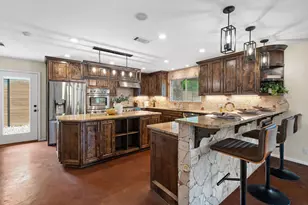 11904 Buckingham Rd, Austin, TX 78759 - Photo 10