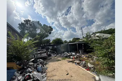 2717 E 2nd Street, Austin, TX 78702 - Photo 2
