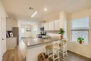 8212 Purple Aster Pass, Lago Vista, TX 78645 - Photo 4