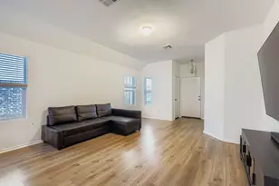 8212 Purple Aster Pass, Lago Vista, TX 78645 - Photo 4