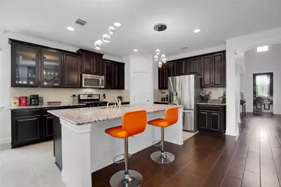 5724 Siragusa Drive, Bee Cave, TX 78738 - Photo 12