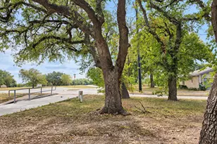 1809 Main St, Liberty Hill, TX 78642 - Photo 12