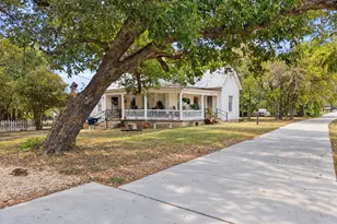 1809 Main St, Liberty Hill, TX 78642 - Photo 6