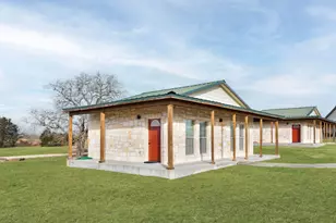 126 Mariana Dr, Red Rock, TX 78662 - Photo 20