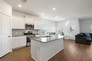 266 George Neggan Ln, Bastrop, TX 78602 - Photo 4