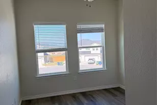 510 Whirlaway Dr, Jarrell, TX 76537 - Photo 10