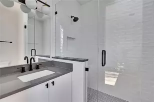 1804 Sylvan Dr, Austin, TX 78741 - Photo 20