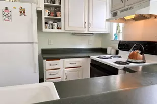 6810 Deatonhill Dr, Austin, TX 78745 - Photo 6