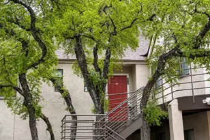 6810 Deatonhill Dr, Austin, TX 78745 - Photo 2