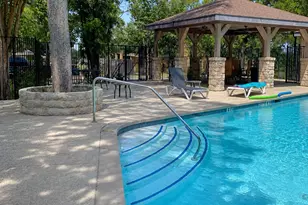 6810 Deatonhill Dr, Austin, TX 78745 - Photo 28