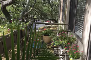 6810 Deatonhill Dr, Austin, TX 78745 - Photo 22