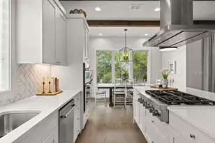 19601 Flying J Blvd, Spicewood, TX 78669 - Photo 22