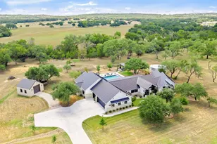 338 Morning Dew Dr, Round Mountain, TX 78663 - Photo 1