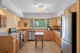 113 Indian Bluff Dr, Kerrville, TX 78028 - Photo 8