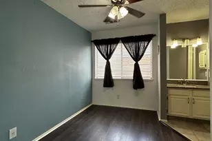 708 Graham Pl, Austin, TX 78705 - Photo 4