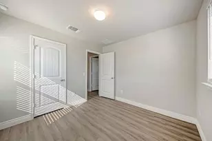 6713 Branrust Dr, Austin, TX 78744 - Photo 24