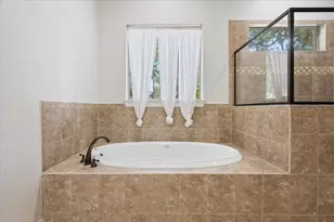 521 Buena Vista Dr, Georgetown, TX 78633 - Photo 22