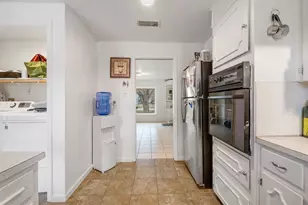 504 Marburger St, Smithville, TX 78957 - Photo 12