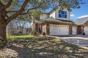 1602 Westwood Ln, Georgetown, TX 78628 - Photo 2