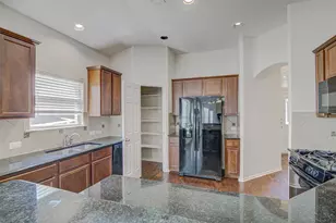1610 Greenside Dr, Round Rock, TX 78665 - Photo 4