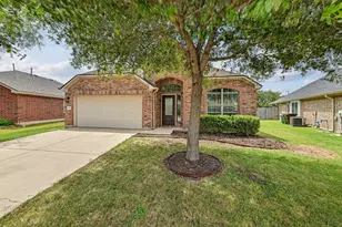 1441 Rainbow Parke Dr, Round Rock, TX 78665 - Photo 2