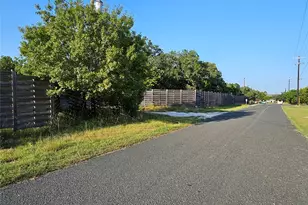 2217 Downing Ln, Leander, TX 78641 - Photo 10