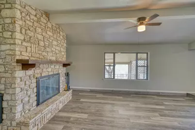 1702 Sunset Drive, Marble Falls, TX 78654 - Photo 4