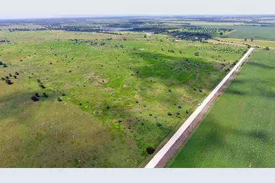 11373 Fm 112, Thrall, TX 76578 - Photo 4