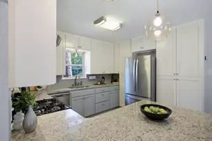 803 Campbell St, Lockhart, TX 78644 - Photo 12