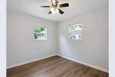 803 Campbell Street, Lockhart, TX 78644 - Photo 18