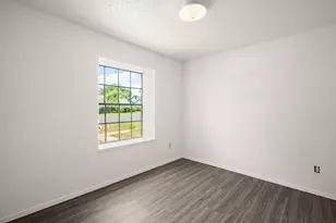 12323 Alderbrook Dr, Austin, TX 78758 - Photo 10