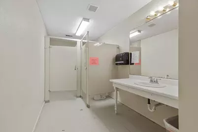 2418 Fm 1704, Elgin, TX 78621 - Photo 20