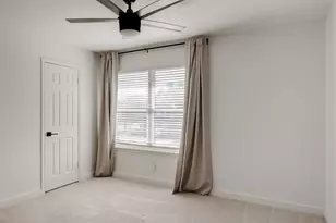 7402 Whistlestop Dr, Austin, TX 78749 - Photo 32