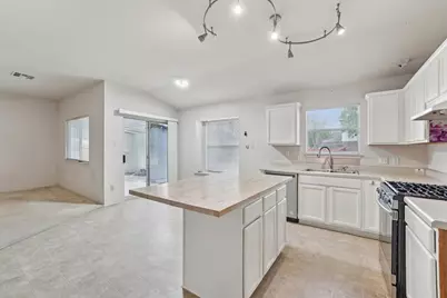1724 Darjeeling Drive, Pflugerville, TX 78660 - Photo 6