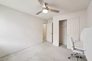 1724 Darjeeling Dr, Pflugerville, TX 78660 - Photo 16