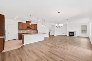 210 McGinnis Trl, Kyle, TX 78640 - Photo 2