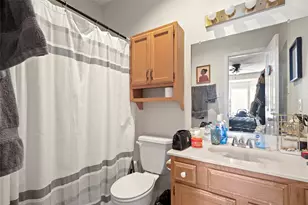 915 W 23rd St, Austin, TX 78705 - Photo 4