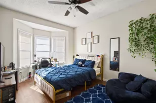 915 W 23rd St, Austin, TX 78705 - Photo 2