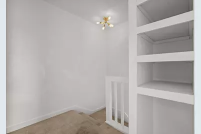 300 E Croslin Street #106, Austin, TX 78752 - Photo 18