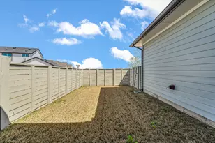 111 Breda Ave, Bastrop, TX 78602 - Photo 18