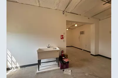 117 S Main Street, Elgin, TX 78621 - Photo 20