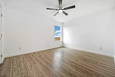 13501 Sierra Wind Lane, Elgin, TX 78621 - Photo 8