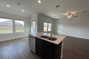 103 Ulmus St, Hutto, TX 78634 - Photo 8