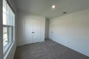 103 Ulmus St, Hutto, TX 78634 - Photo 10