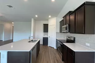 103 Ulmus St, Hutto, TX 78634 - Photo 6