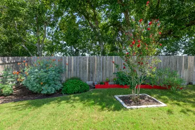 18344 Willow Sage Lane, Elgin, TX 78621 - Photo 34