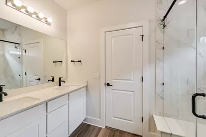 125 Broken Oak Drive, Liberty Hill, TX 78642 - Photo 6