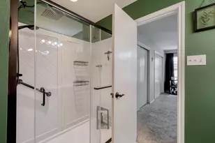 4302 King's Canyon Dr, Taylor, TX 76574 - Photo 18